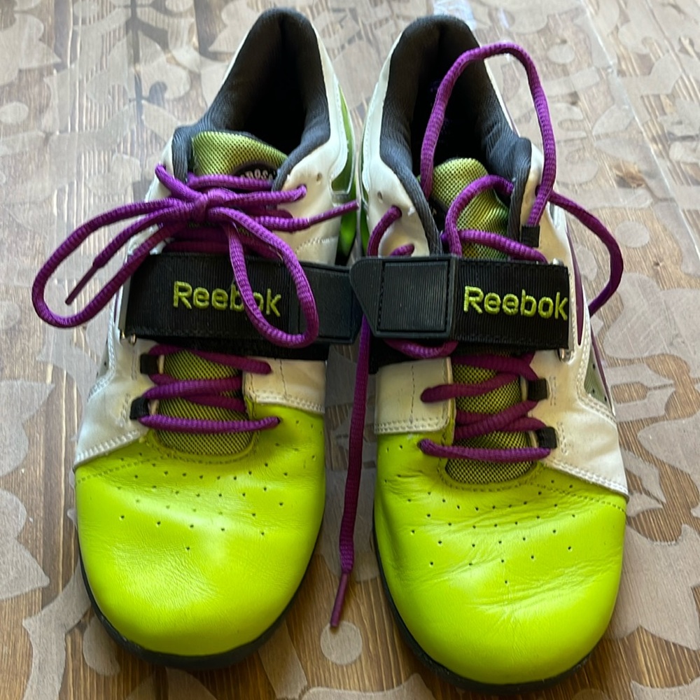 Reebok weightlifting shoes